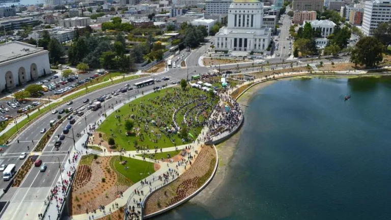 Lake Merritt Boulevard during its dedication ceremony 