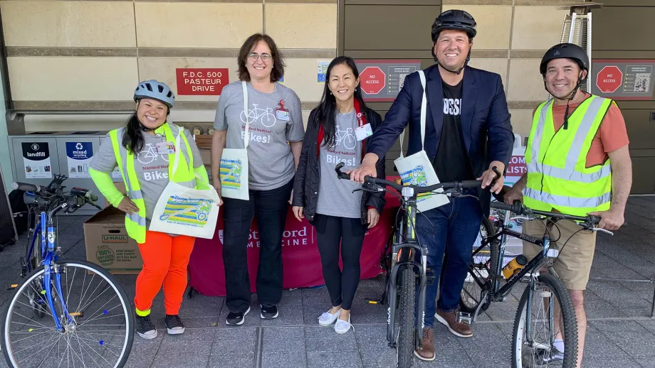 MTC Commissioner David Canepa with a group of volunteers on Bike to Work Day.