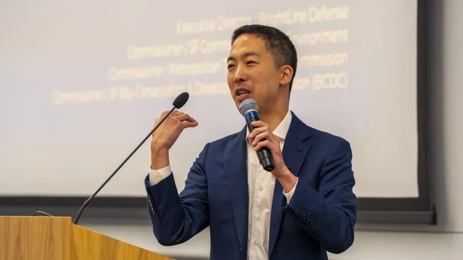 Commissioner Eddie Ahn speaks to students from the 2025 class of the Norman Mineta Summer Academy.