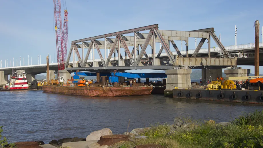 Truss being moved on a barge
