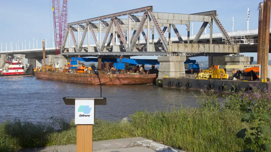 Truss being moved on a barge