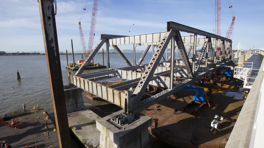 Truss being moved on a barge