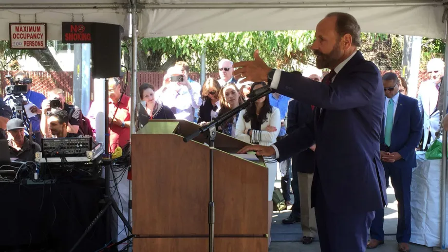 CA Senator Jerry Hill speaks at podium