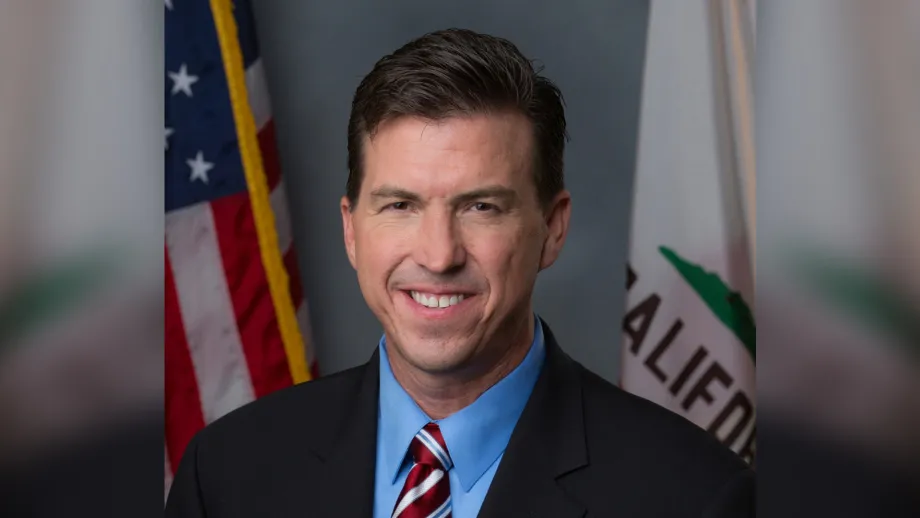 Assemblyman Kevin Mullin official photo