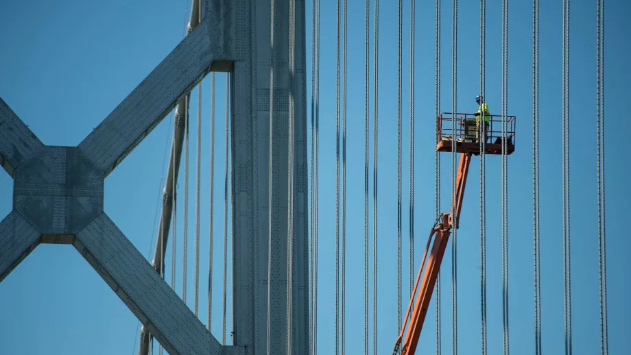 During the five-day Bay Bridge closure leading up to the Labor Day grand opening of the new East Span, construction crews worked 24/7 to add the finishing touches. 