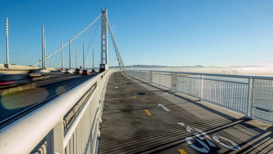 Long view of the East Span bike path.