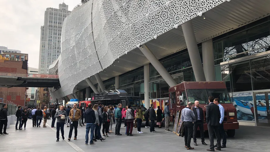 Salesforce Transit Center food truck lane