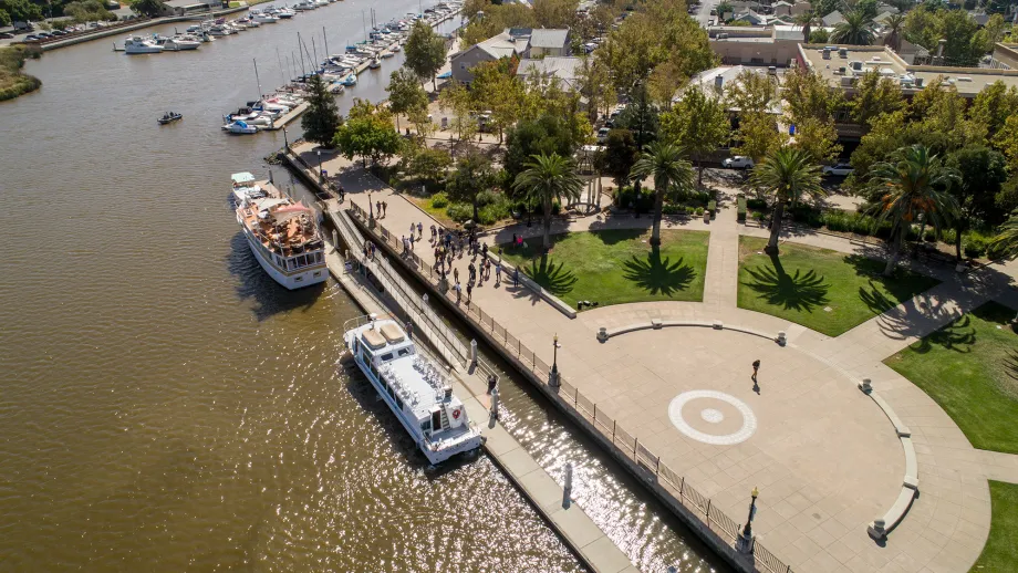 Design Teams embark in Suisun City to meet with city officials after taking a boat ride up the Delta.