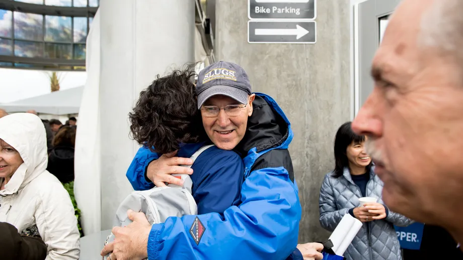 people embracing 