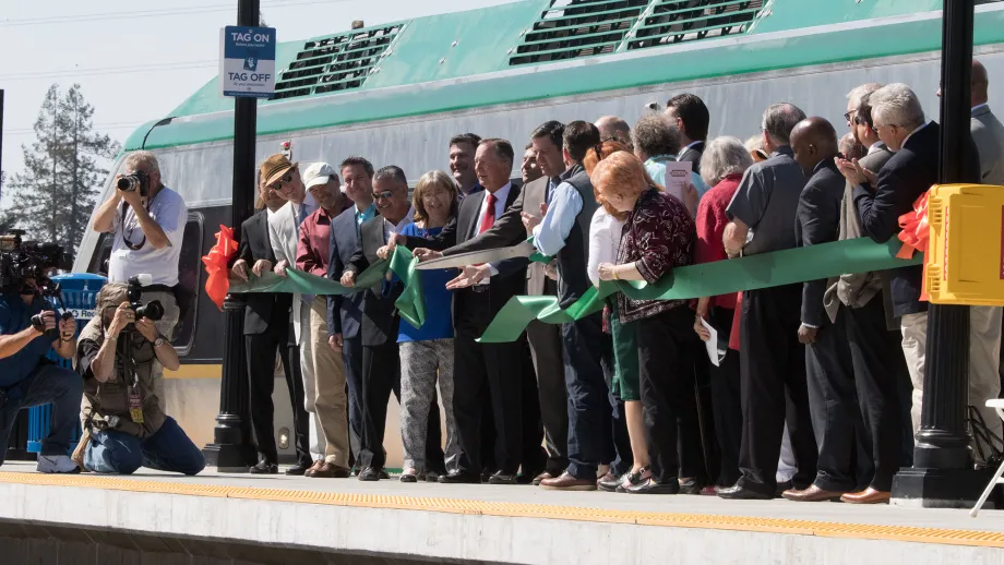 Cutting of the ribbon