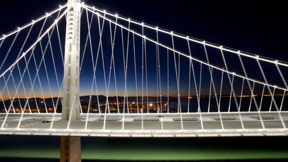 During the five-day Bay Bridge closure leading up to the Labor Day grand opening of the new East Span, construction crews worked 24/7 to add the finishing touches. 