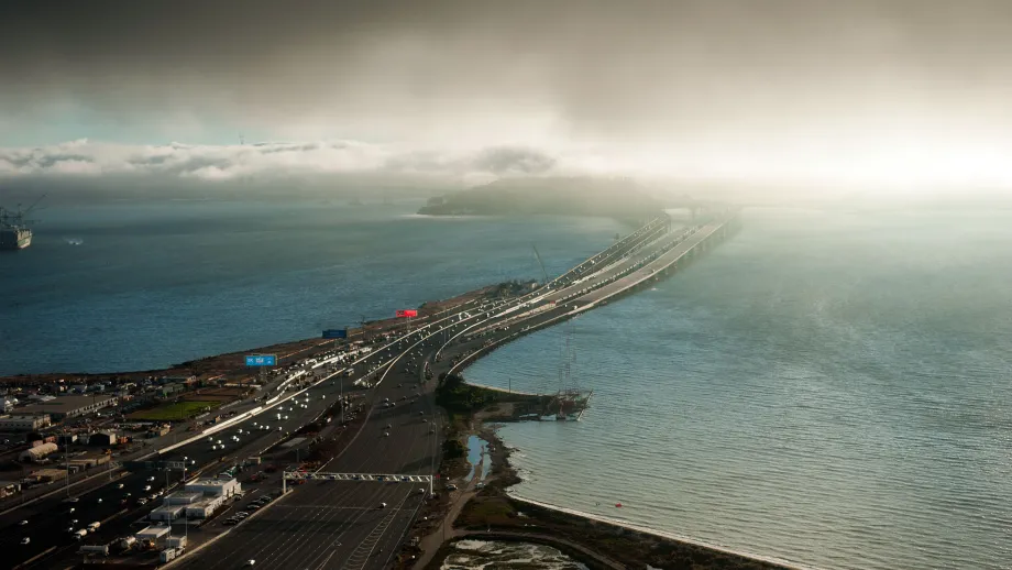 During the five-day Bay Bridge closure leading up to the Labor Day grand opening of the new East Span, construction crews worked 24/7 to add the finishing touches. 