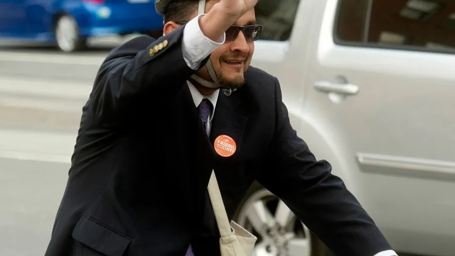 Also converging on City Hall was a convoy led by SF Supervisor and MTC Commissioner David Campos. 
