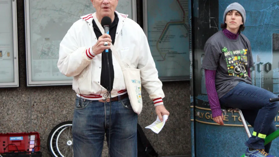Acting in his role as Mayor of Berkeley, MTC Commissioner Tom Bates started his morning by opening a new bike path at University and West Street, then cycled to the North Berkeley BART station where he announced plans to overhaul the city's Bicycle Plan w