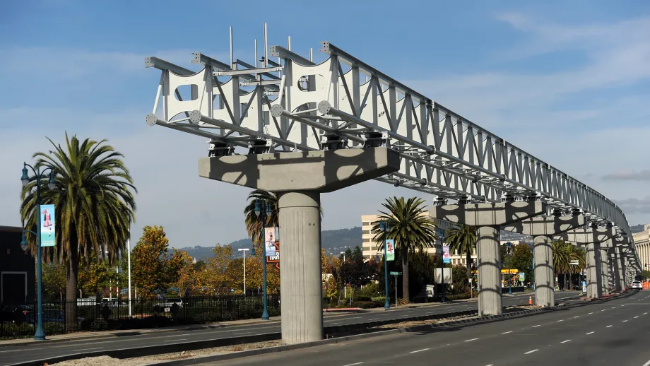 Oakland Airport Connector construction