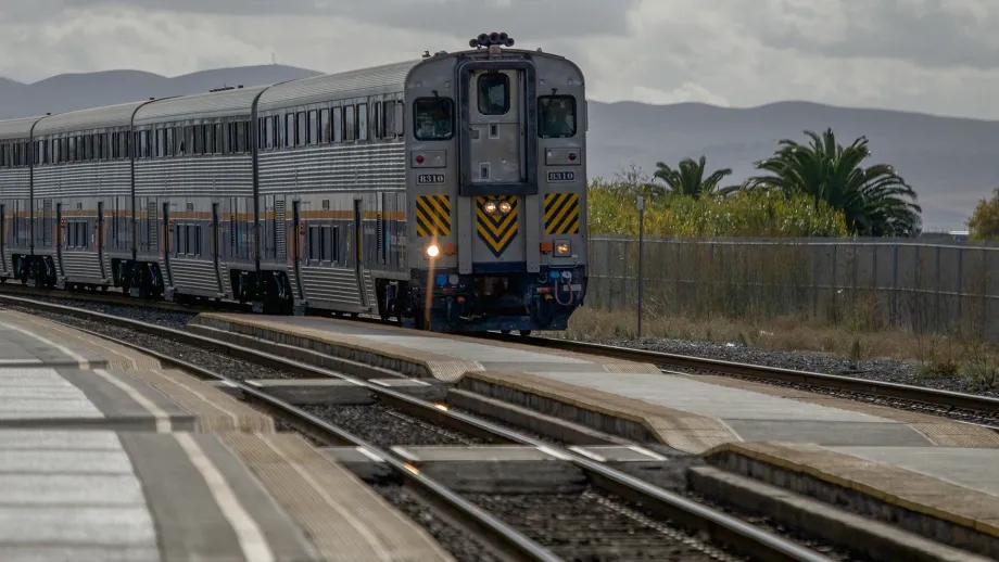 An Amtrak train at the Suisun-Fairfield Amtrak Station.