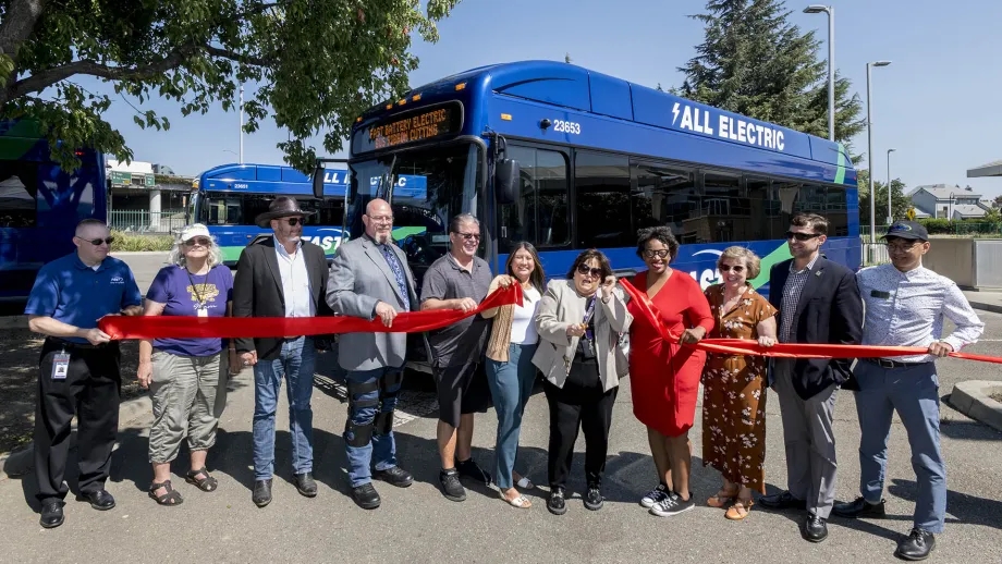 Ribbon-cutting ceremony for the new FAST battery-electric buses.