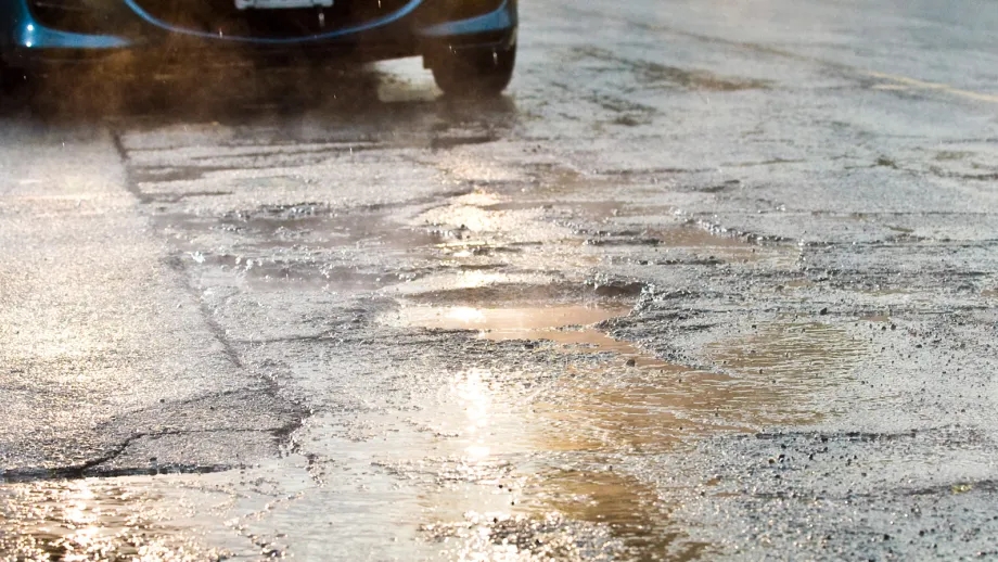Pothole